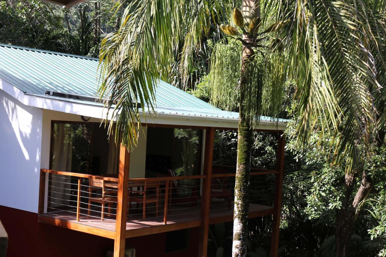 Cashew Nut Grove Chalets Port Glaud Exterior foto