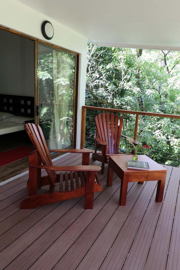 Cashew Nut Grove Chalets Port Glaud Exterior foto