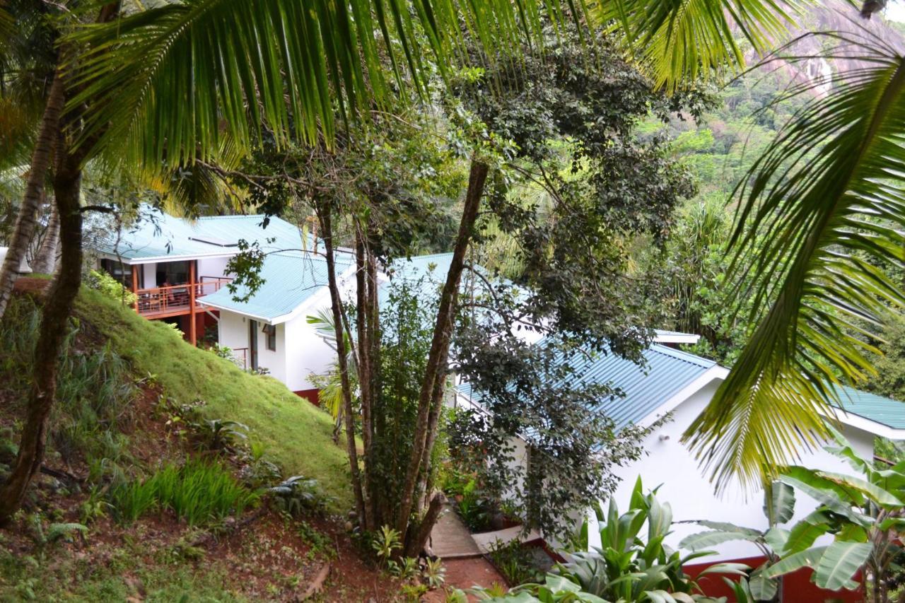 Cashew Nut Grove Chalets Port Glaud Exterior foto